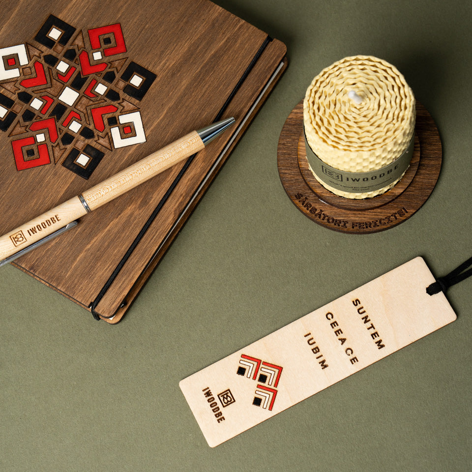 PACHET CADOU MULTICOLOR, AGENDA, PIX, LUMANARE, SEMN CARTE